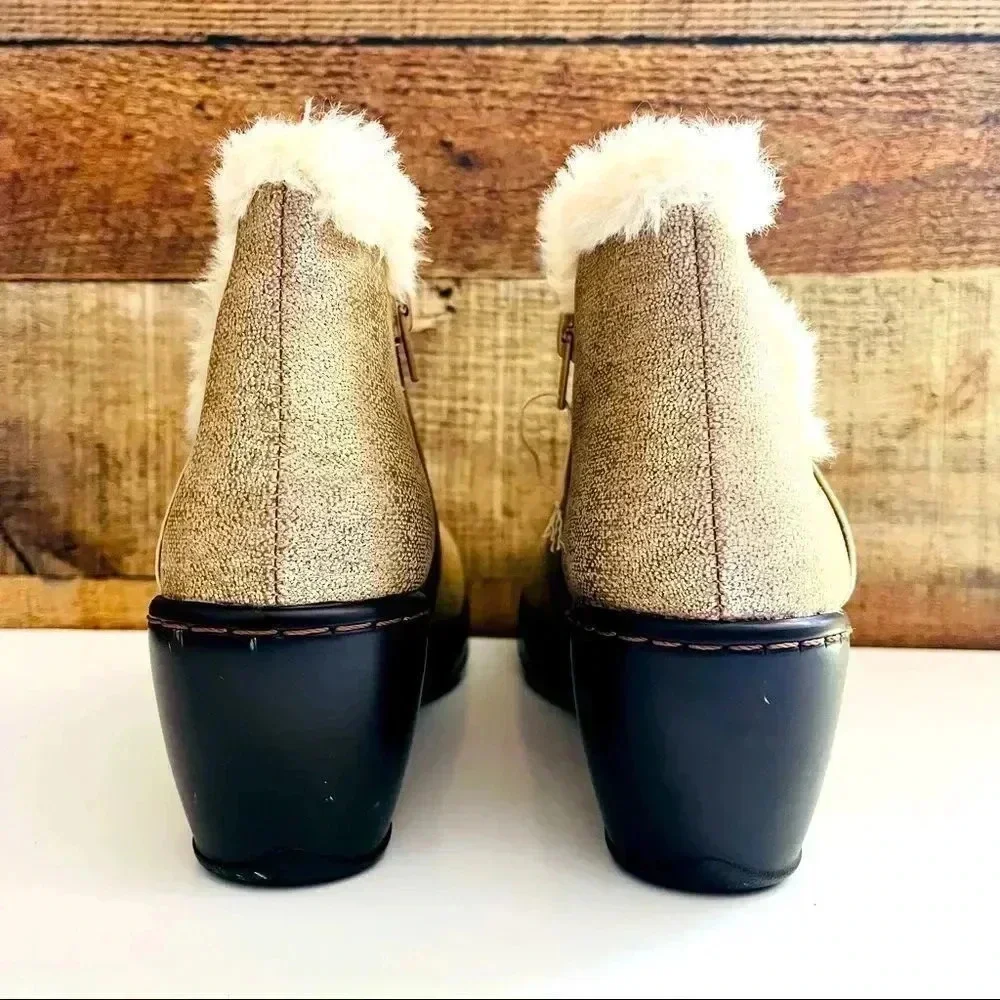NWOT Jambu JBU Mila Ankle Boots